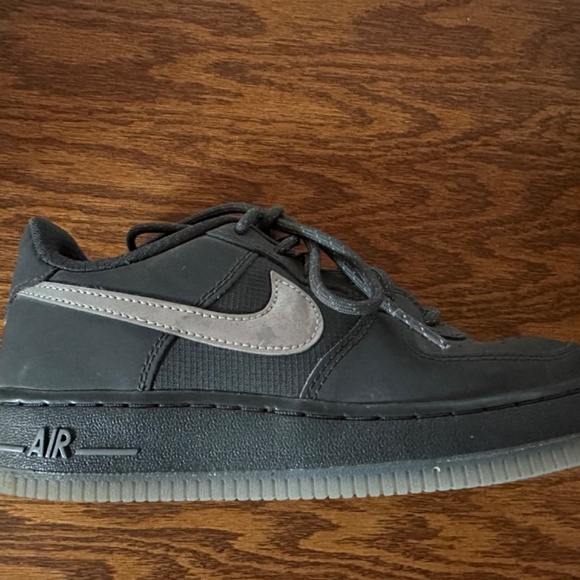 Nike Air Force 1 GS - Picture 5 of 8